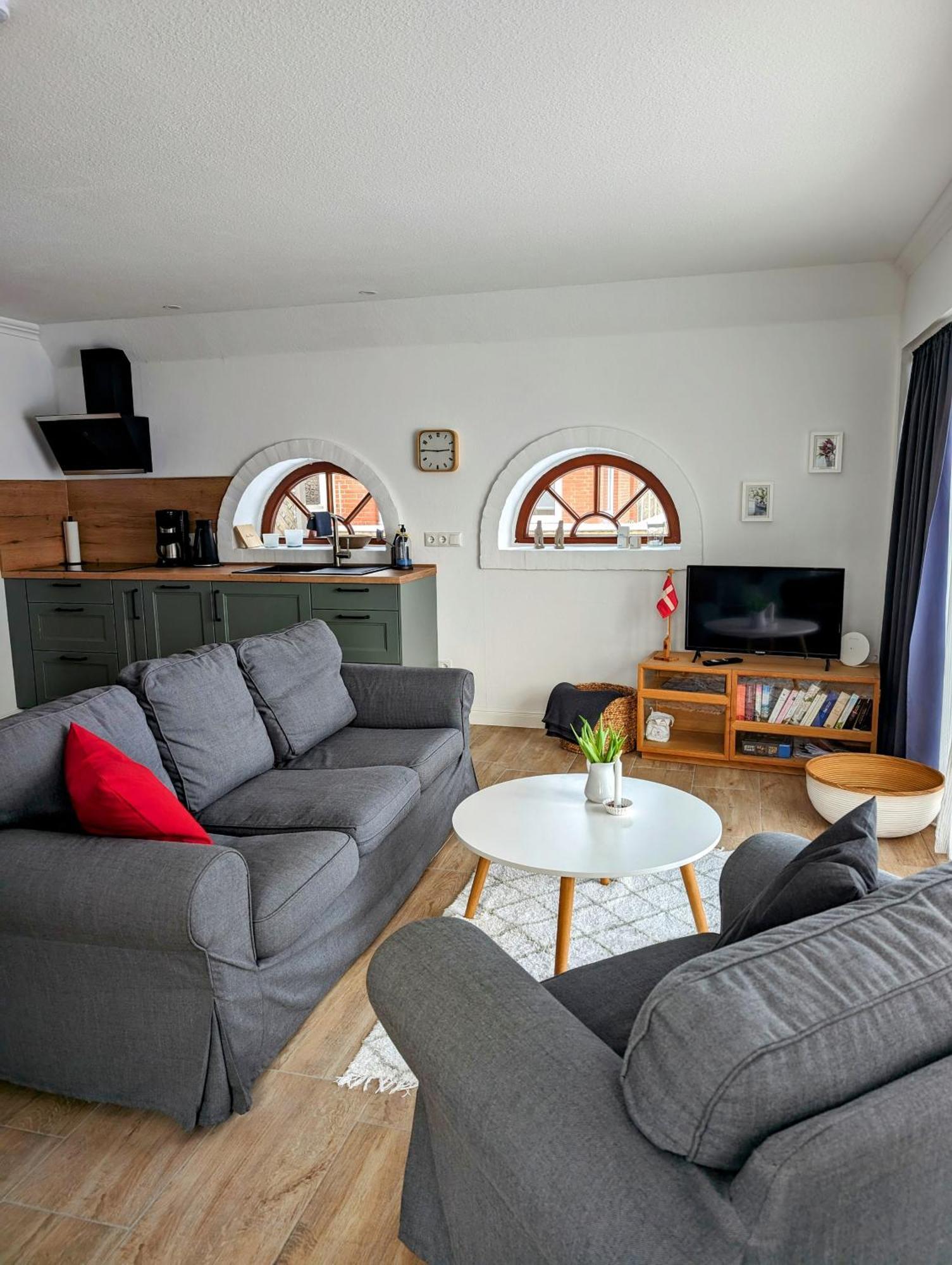 Ferienwohnung Deichblick Toenning Exterior photo
